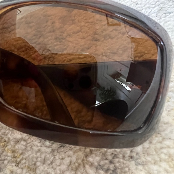 Chanel Mother of Pearl Sunglasses - Picture 9 of 10